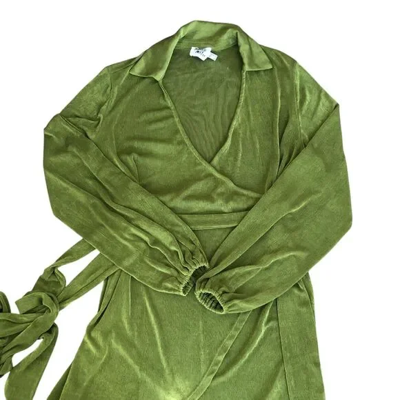 Princess Polly Sexy Flowy Feminine Green Wrap Size 4 Long Sleeve Mini Dress - Picture 7 of 10